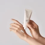 تصویر ضد آفتاب بیوتی آو جوسان (Relief Sun) SPF50 در لیورا