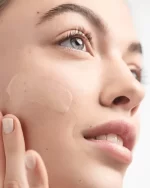 تصویر لوسیون دراماتیکالی کلینیک (Jelly/Lotion) در لیورا