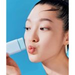 تصویر محصول ضد-آفتاب-استیکی-توکوبو-حاوی-عصاره-پنبه-کتان-سافت-Tocobo-Cotton-Soft-Sun-Stick-SPF50-PA-19g-3 در فروشگاه لیورا