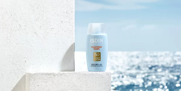 تصویر ضد آفتاب فیوژن واتر ایزدین (Fusion Water) در فروشگاه لیورا